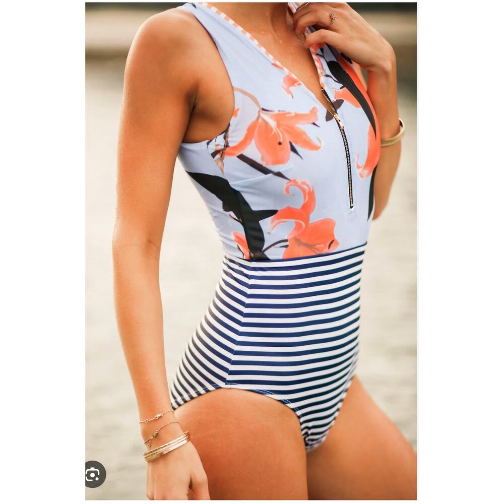 Albion Fit Floral Stripe One Piece Swimsuit XS Blue Coral Zip Front - Picture 6 of 6